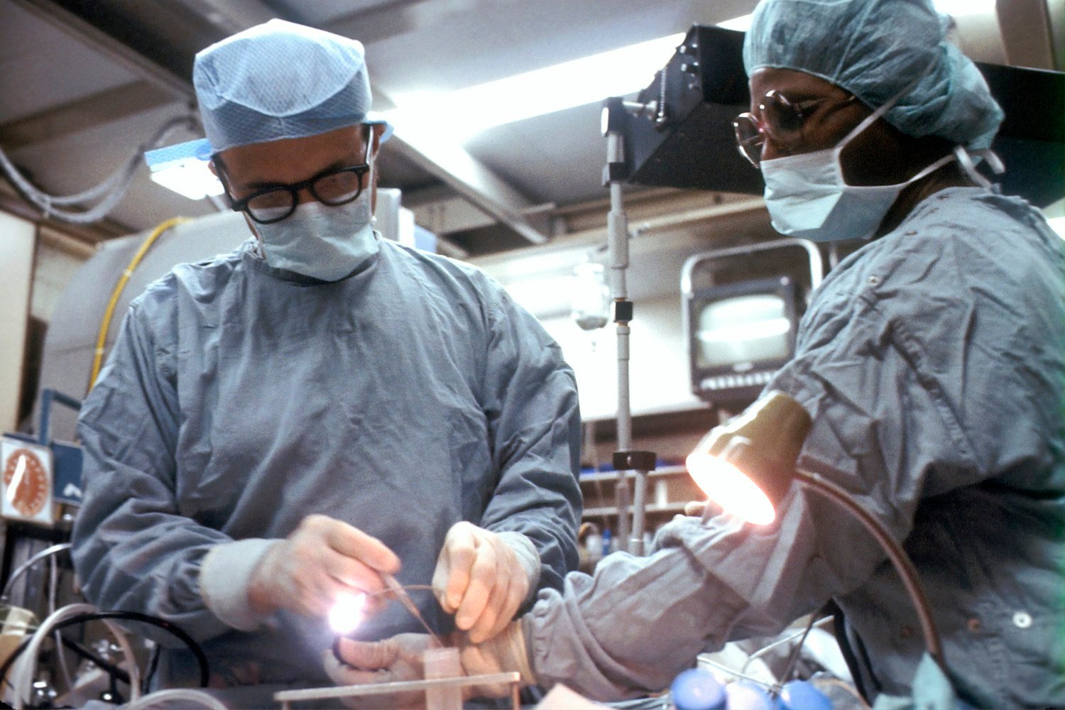 Operating theatre — anaesthesia and critical-care injectables